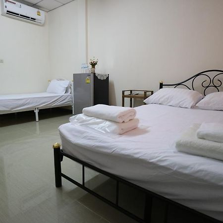 Pob Choke Residences Sattahip Eksteriør bilde
